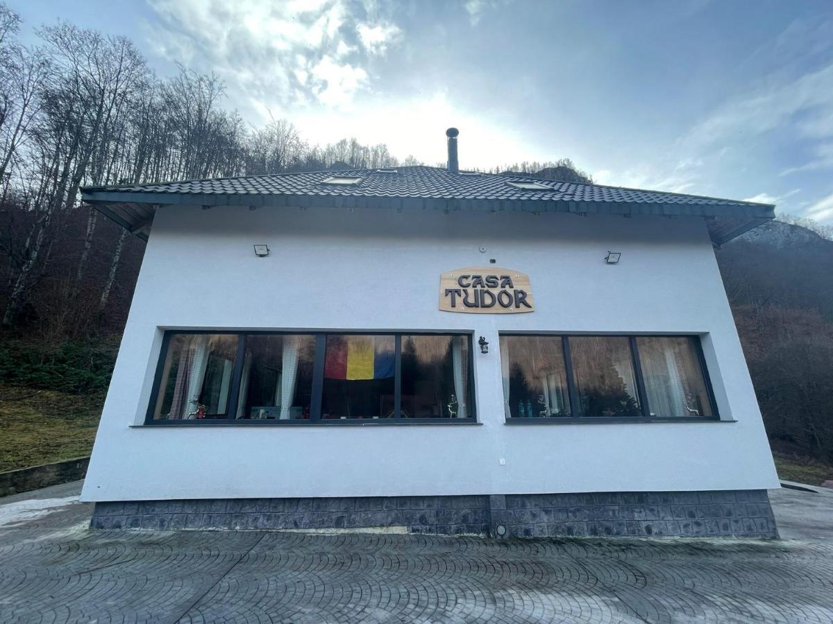 Casa Tudor 파디스 외부 사진