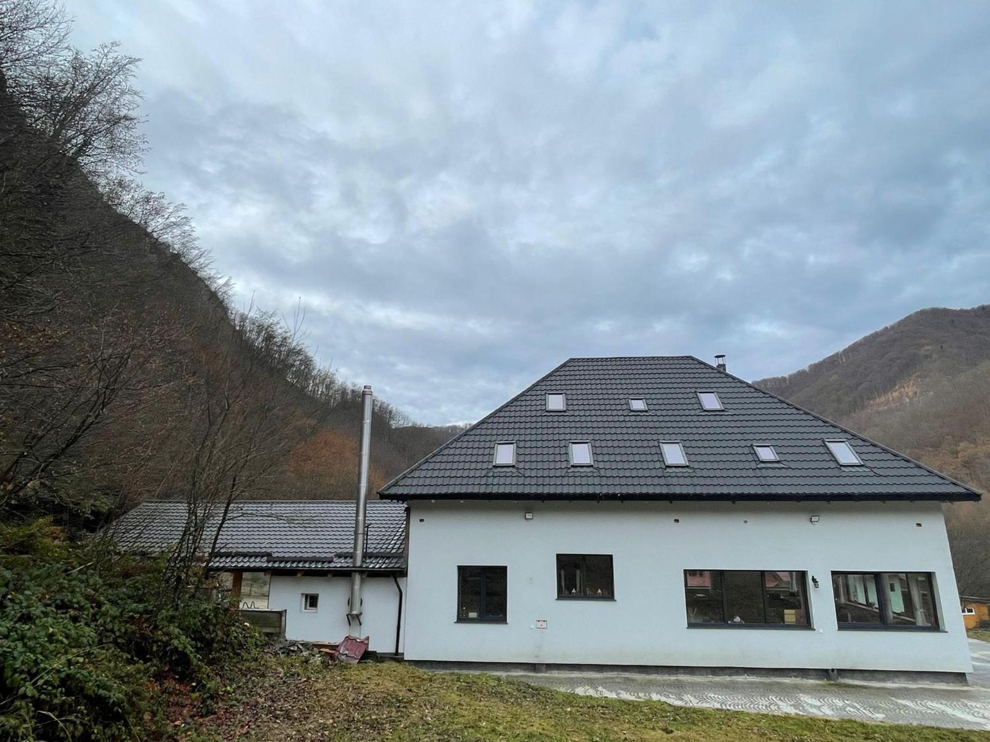 Casa Tudor 파디스 외부 사진